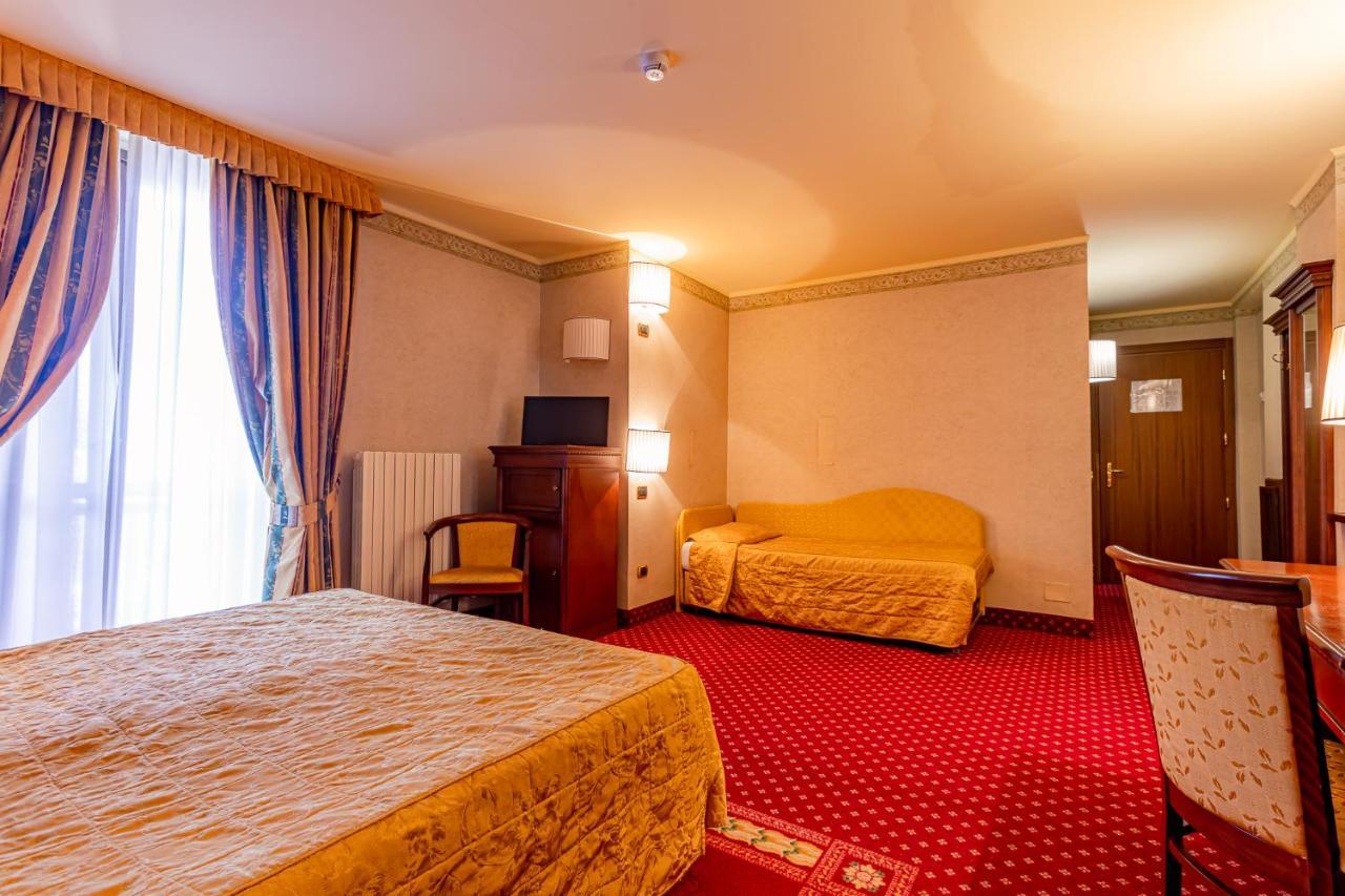 Hotel Belvedere Sestriere Exterior photo